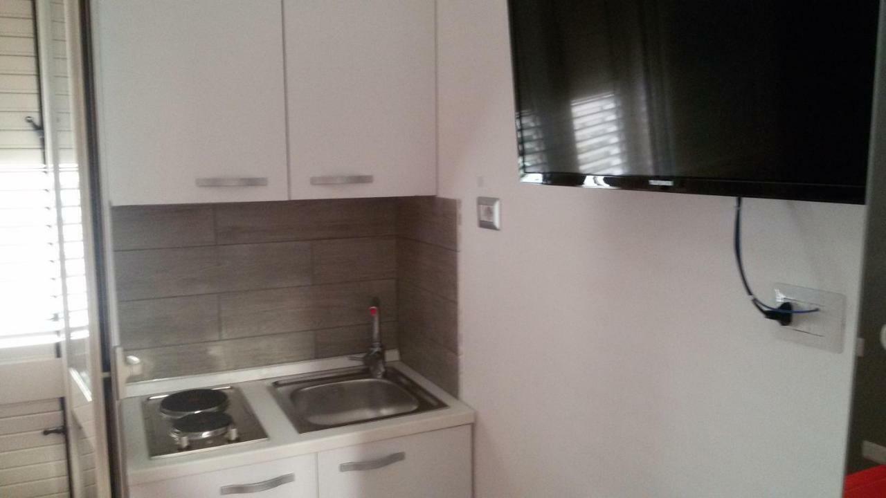 Ele&Gio Accomodation Тропея Экстерьер фото