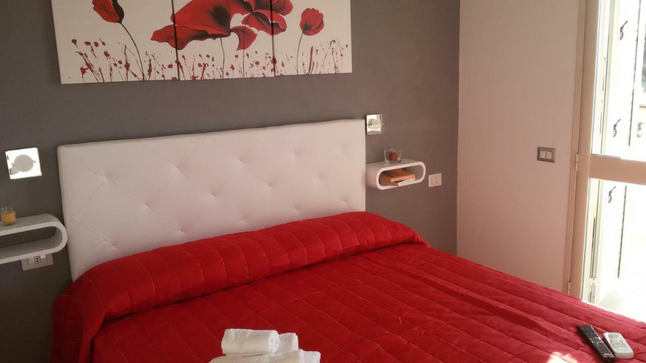 Ele&Gio Accomodation Тропея Экстерьер фото